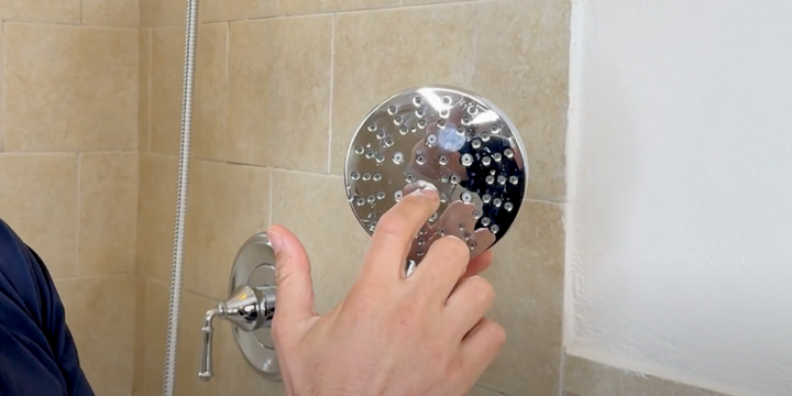 Gallons per minute for shower heads and Trump's executive order
